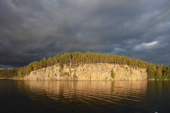 Upea Puulan Haukkavuori illalla