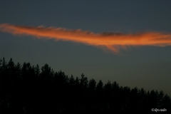 Pilvi auringonlaskun jälkeen